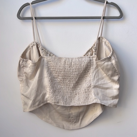 NWT Elodie Women’s Size Large cropped corset style silky neutral cream tank top - Picture 3 of 3